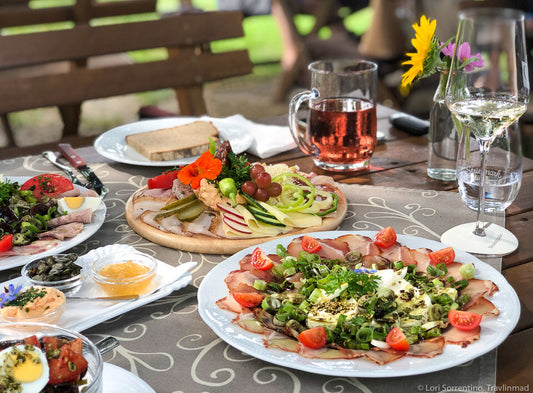 The Foods eaten by the people of Austria
